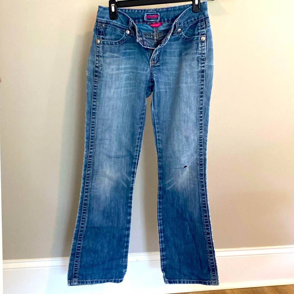 Women’s wranglers
